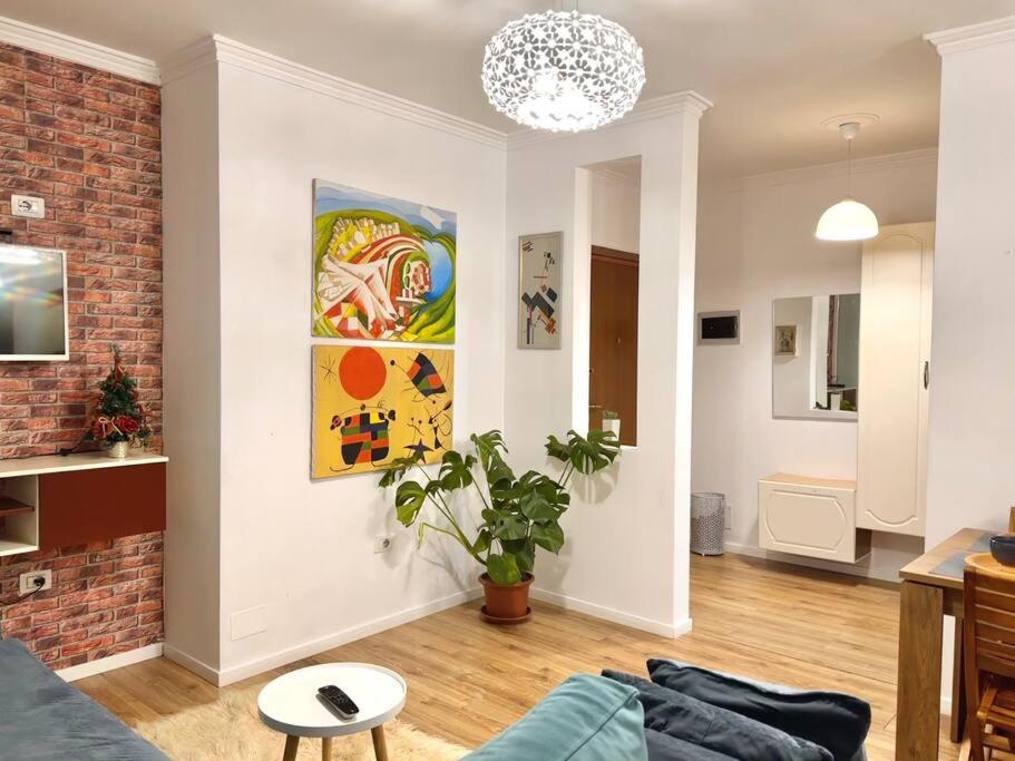 Family Living Tirana Apartment Екстериор снимка